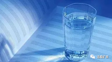 科普丨喝水多少与癌症发病率高低有关系！